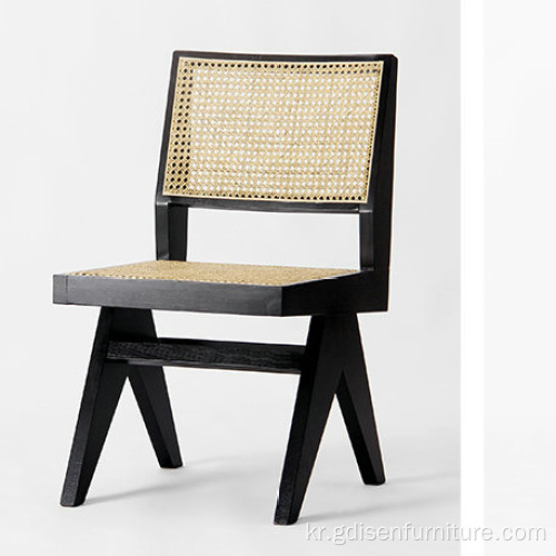 Pierre Jeanneret 식당 의자